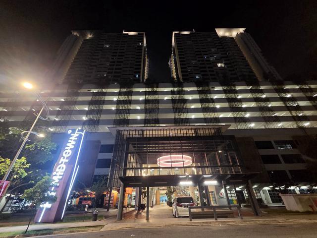PJ Midtown 1R1B Facing KLCC View 18 Floor for Sale
