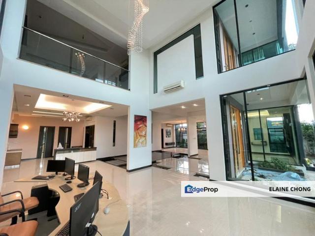 PJ Showroom, office, residence busy road
