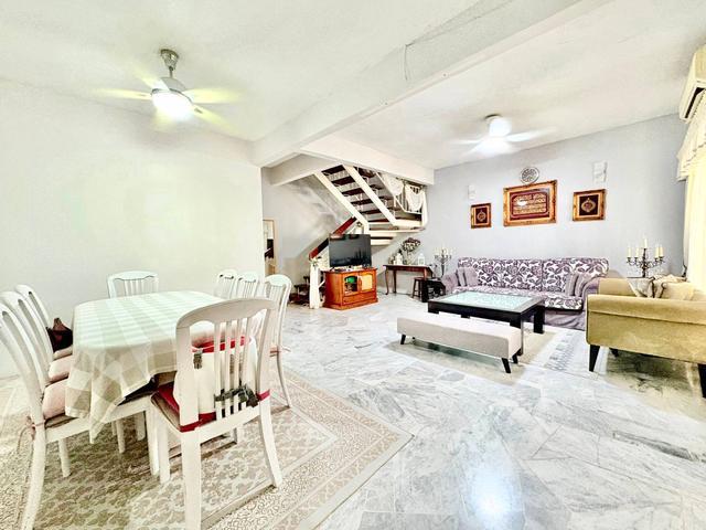 Pjs 10 Bandar Sunway RENOVATED 2 Storey Terrace Pjs10 Petaling Jaya