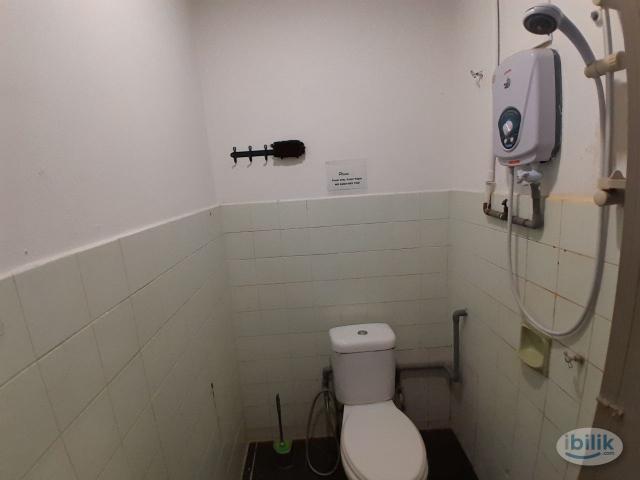 [PJS 7 Landed] Single Room with Aircond Rent Near Taylor University, Sunway Medical. Sunway Pyramid