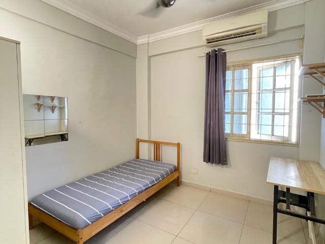 PJS 7 Sunway_Sunway Court Apartment_Medium Room