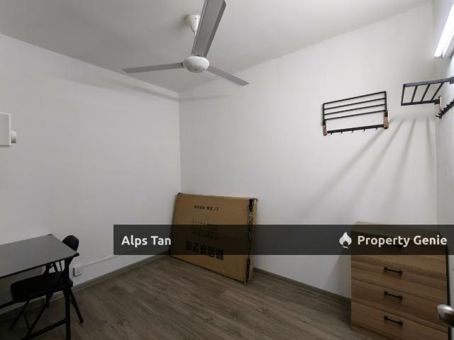 PJS 9/12, Bandar Sunway, Medium room