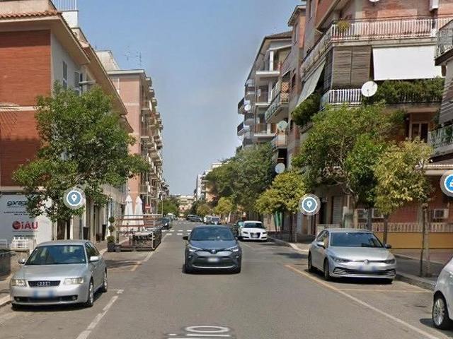 Pomezia accogliente bilocale arredato