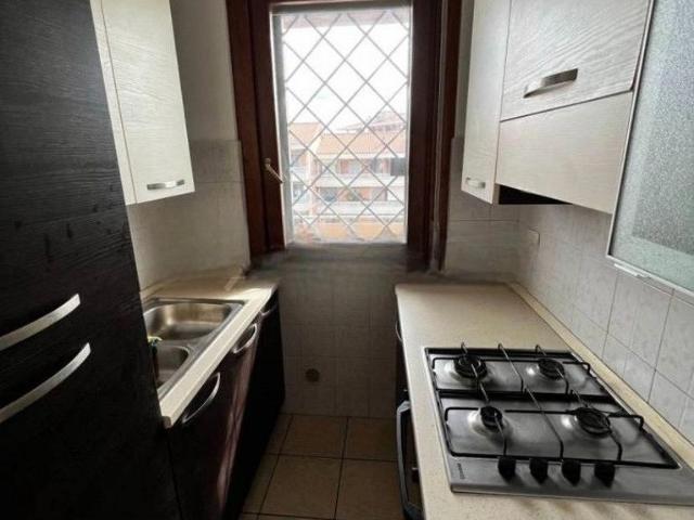 POMEZiA TRILOCALE ARREDATO CON TERRAZZO