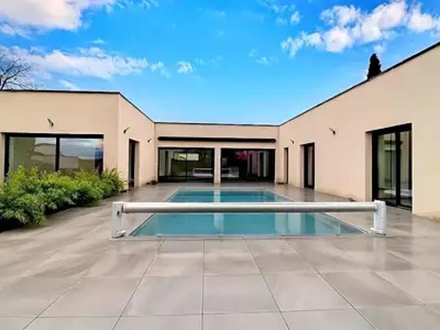 Pont du Château 63430 Achat / Vente maison 6 pièces t6 parking