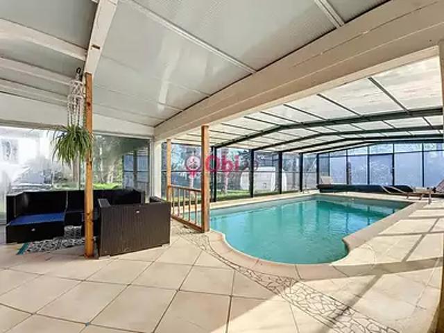 Pont de Buis lès Quimerch 29590 Achat / Vente maison 7 pièces t7 piscine jardin