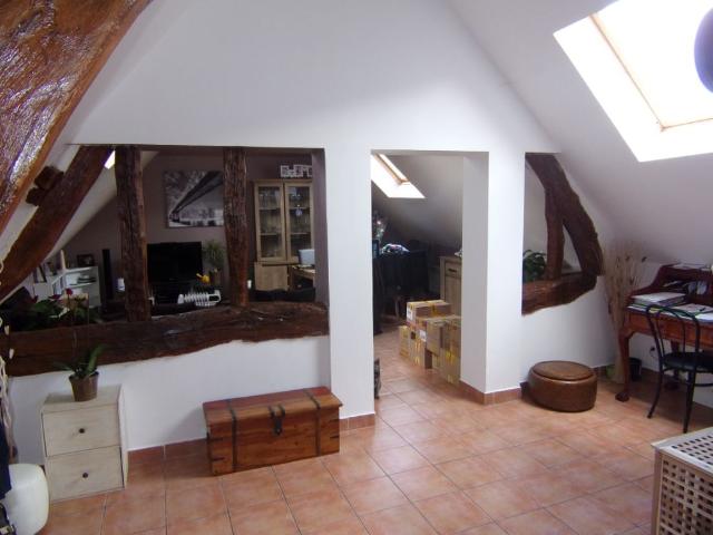 PONT DE L ARCHE Appartement 3 pièces