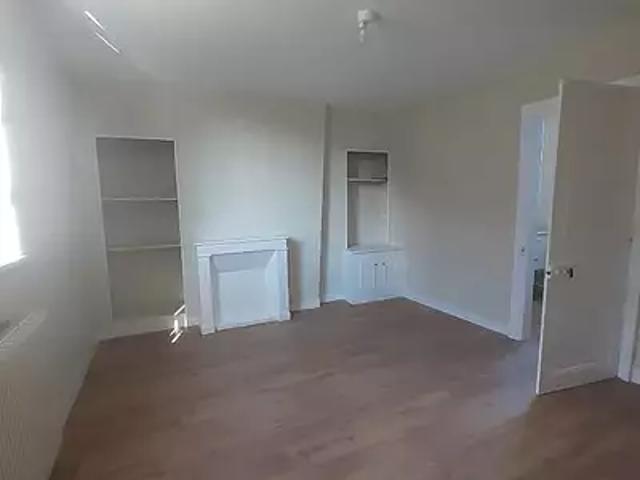 Pont de l'Arche 27340 Location appartement 3 pièces t3 au dernier étage