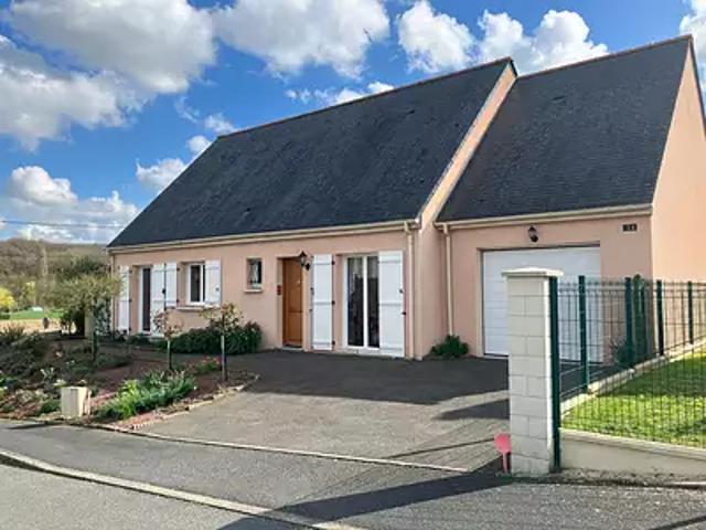 Pont de Ruan 37260 Achat / Vente maison 4 pièces t4 au dernier étage parking