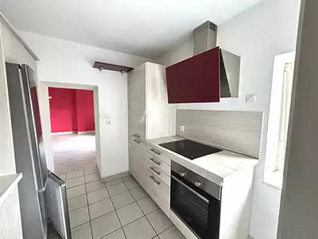 Pont de Vaux 01190 Achat / Vente appartement 3 pièces t3 au dernier étage