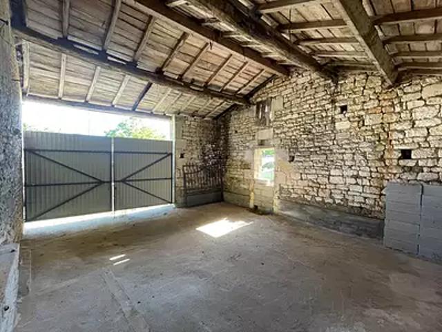 Pont l'Abbé d'Arnoult 17250 Achat / Vente maison 1 pièce t1 au dernier étage