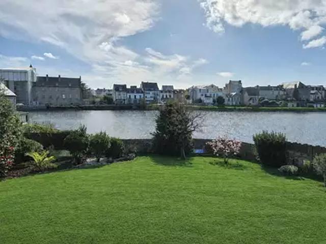 Pont l'Abbé 29120 Achat / Vente maison 15 pièces t15 au dernier étage terrasse