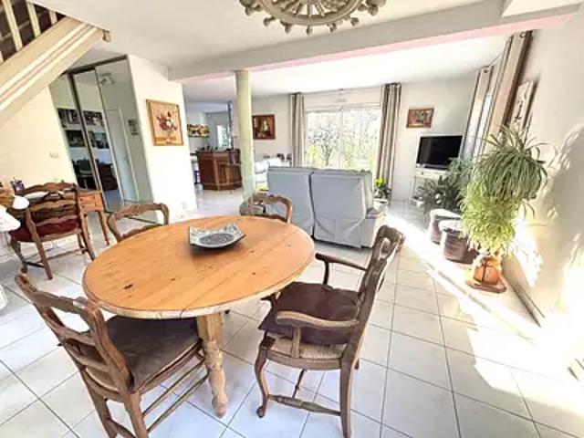 Pont l'Evêque 14130 Achat / Vente maison 6 pièces t6 terrasse parking
