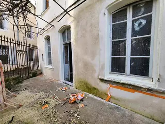Pont Saint Esprit 30130 Achat / Vente appartement 8 pièces t8