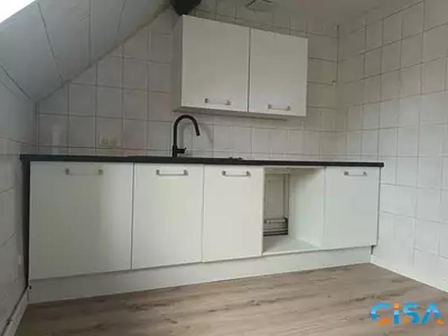 Pont Sainte Maxence 60700 Location appartement 2 pièces t2 au dernier étage