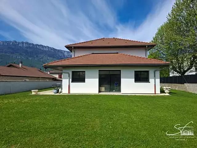 Pontcharra 38530 Achat / Vente maison 8 pièces t8 jardin terrasse