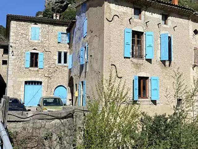 Pontaix 26150 Achat / Vente maison 9 pièces t9