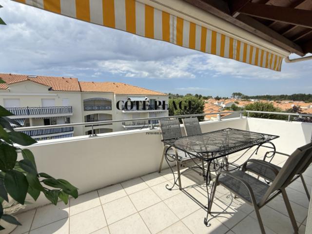 PONTAILLAC DERNIER ETAGE T3 + BALCON/TERRASSE PLAGE À PI