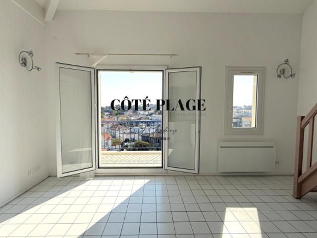 PONTAILLAC VAUX SUR MER T2 MEZZANINE VUE DEGAGÉE BALCON T