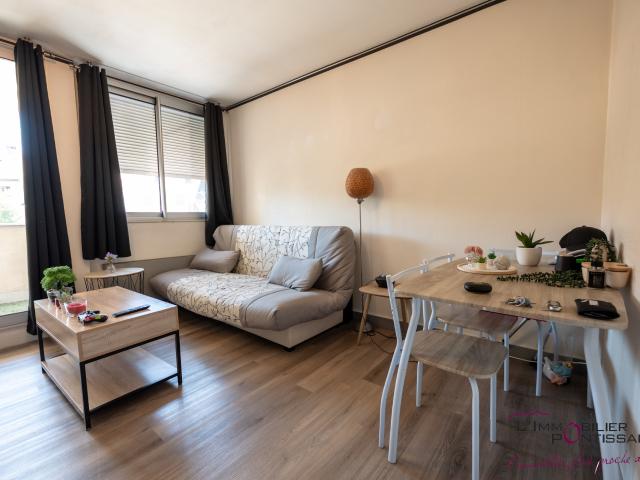 PONTARLIER APPARTEMENT T2 BALCON ASCENSEUR