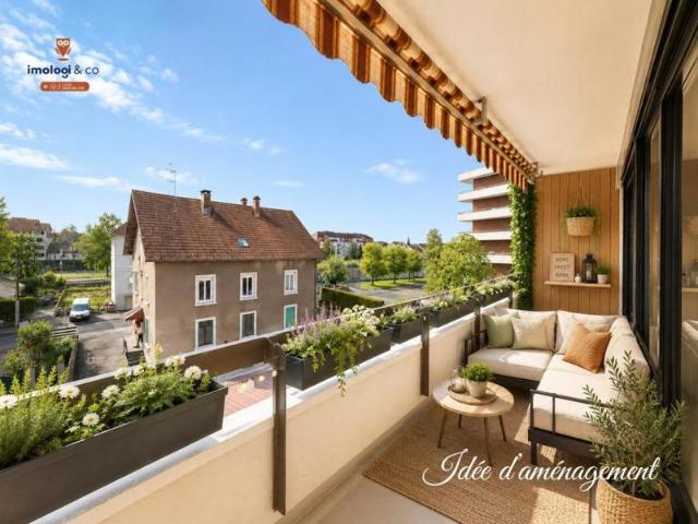 Pontarlier Bel appartement T4 traversant avec balcon, garage et