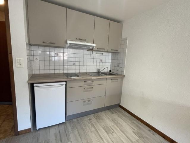 PONTARLIER CENTRE STUDIO 1 PIECE