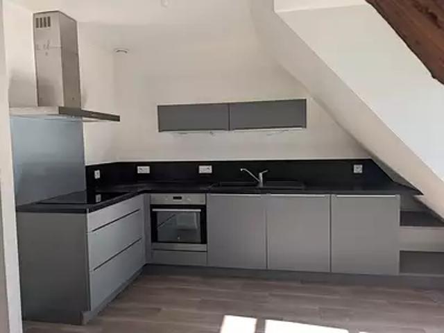 Pontarlier 25300 Location appartement 4 pièces t4 au dernier étage