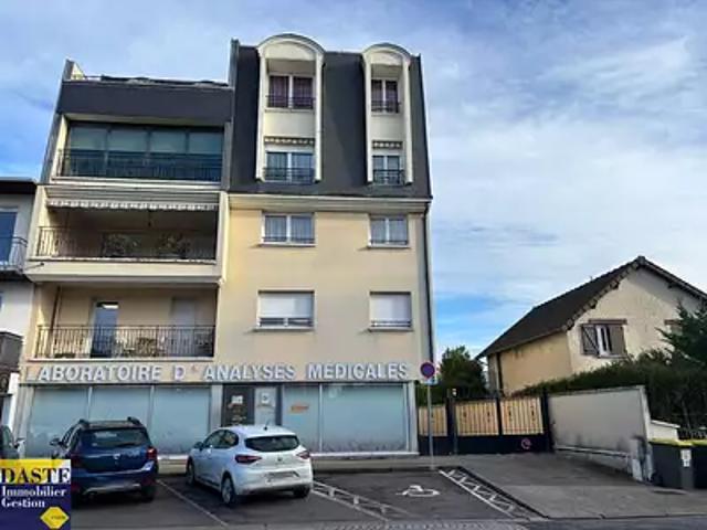 Pontault Combault 77340 Achat / Vente appartement 3 pièces t3 au dernier étage