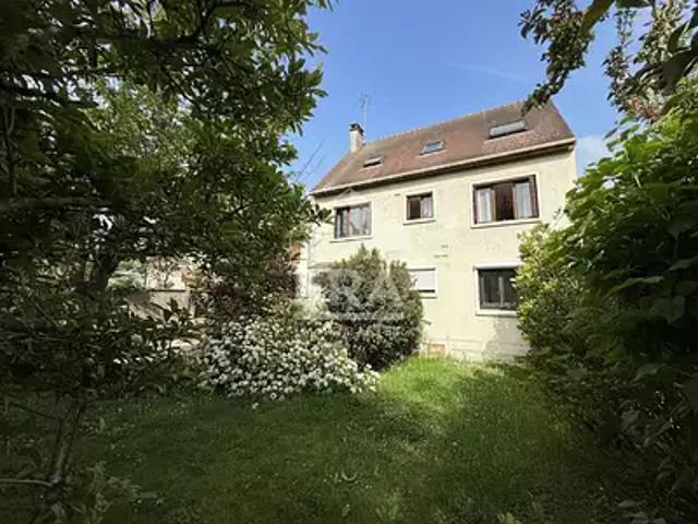 Pontault Combault 77340 Achat / Vente maison 7 pièces t7 parking