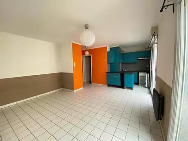 Pontault Combault 77340 Location appartement 1 pièce t1 cave balcon