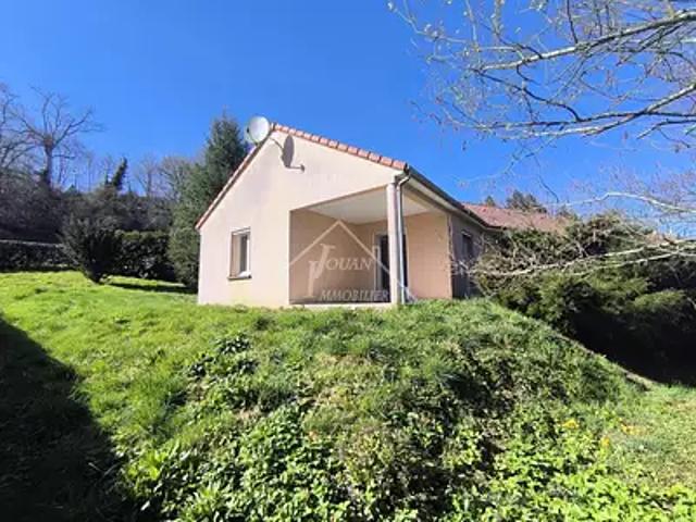 Pontaumur 63380 Achat / Vente maison 4 pièces t4 au dernier étage