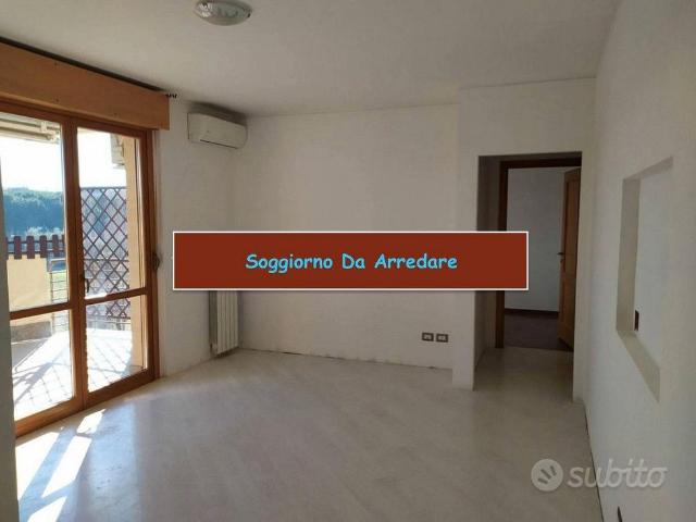 PONTE DI NONA TRILOCALE SEMI ARREDATO Con TERRAZZO