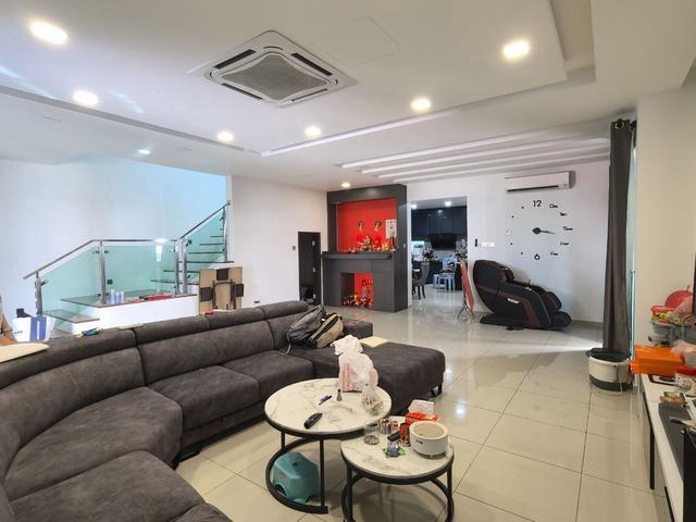 Pontian Perdana Bungalow Renovated Double Storey