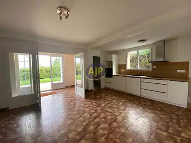 Pontivy 56300 Location appartement 4 pièces t4 au dernier étage