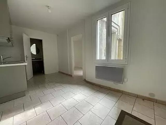 Pontoise 95300 Achat / Vente appartement 1 pièce t1 cave