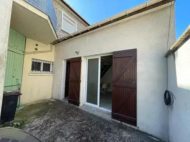 Pontoise 95300 Achat / Vente appartement 2 pièces t2 terrasse