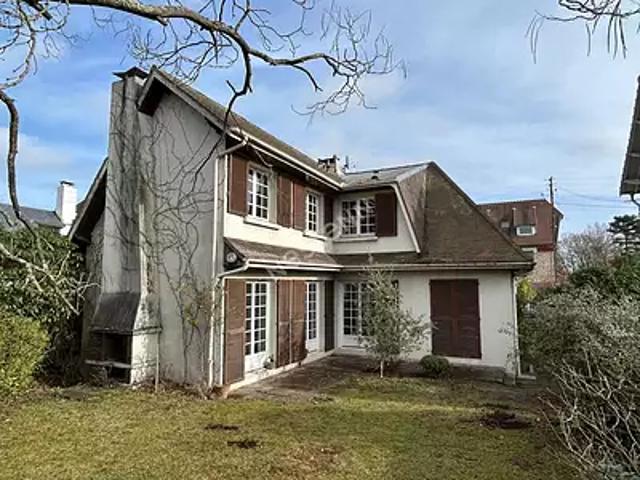 Pontoise 95300 Achat / Vente maison 8 pièces t8 terrasse cave