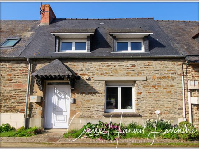 PONTORSON. Proche supermarché Maison 95 m2. 3 chambres. T