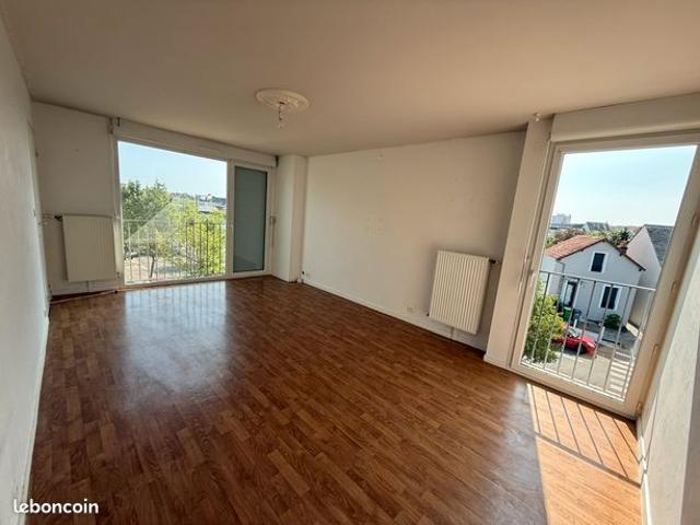 PONTLIEUE grand T3 de 75 m² en bon état