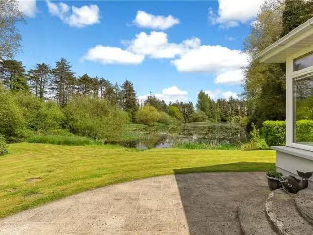 Pond Cottage & Lake House Funshog, Collon, Co. Louth, A92KC85.