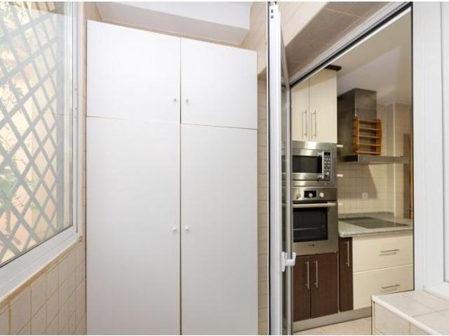 Ponemos a la venta esta preciosa casa en Urbanizacion cerrada, con zonas comunes y piscina comunitar