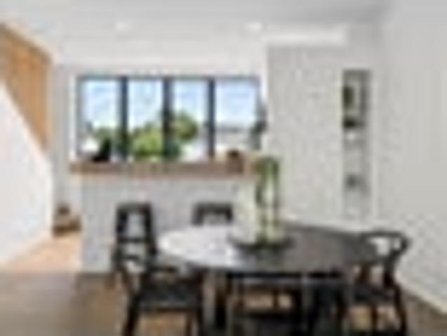 Ponsonby Goldmine: Townhouse with no body corp