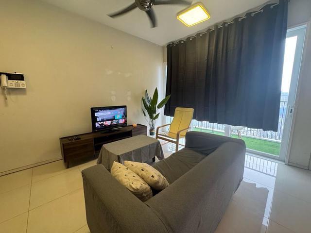Pool View Verdi Eco Dominiums In Cristal Serin Residency Cyberjaya