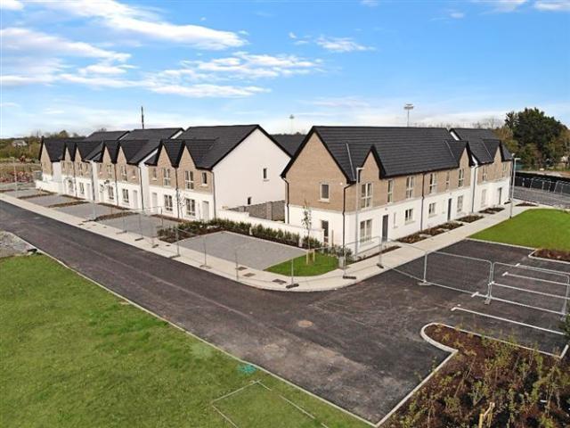 465,000 | 4 Bed Semi Detached Type A, Dún An Rí, Coosan Road, Athlone, Co. Westmeath DNG Begley 5015 MyHome. Ie Residential