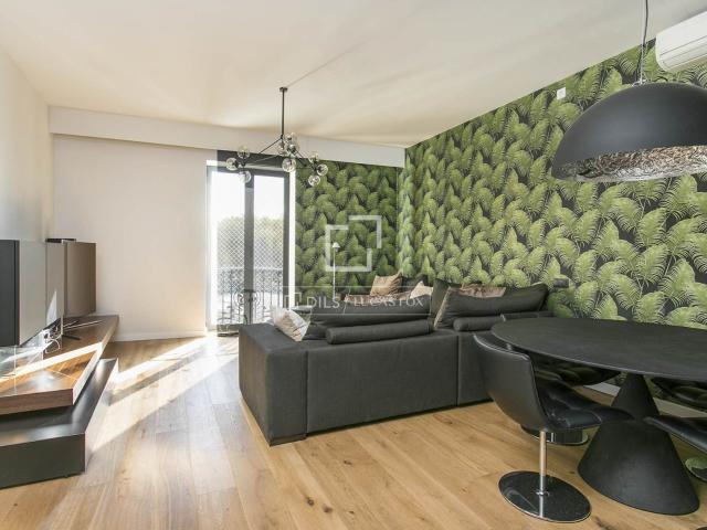 Pocos apartamentos en Barcelona pueden presumir de una ubica. 106m² Barcelona