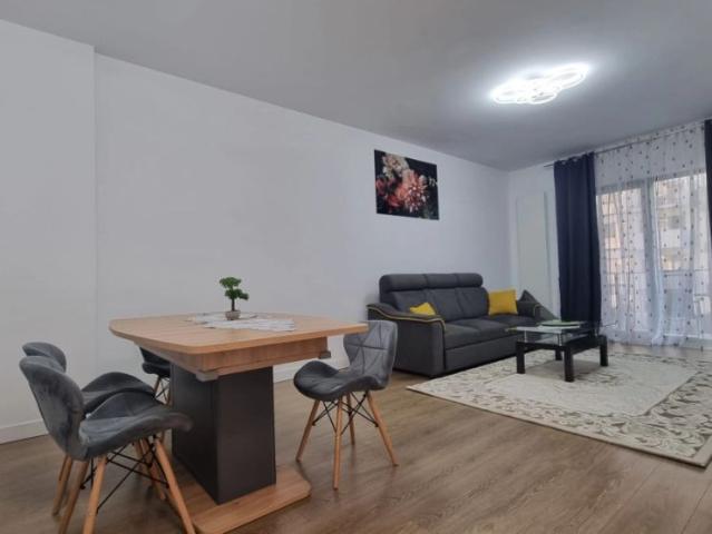 Podu Ros apartament 70 mp, 2 camere, semidecomandat, de inchiriat, Silk District, Cod 160214