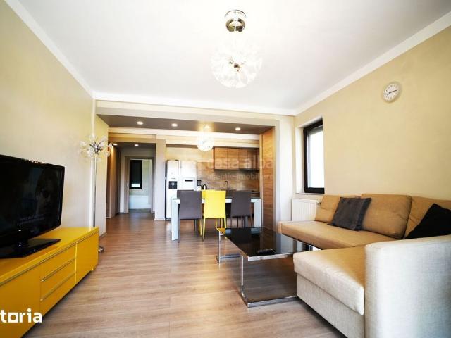 Podul de fier Zorilor, 2 camere ready to move, cu parcare inclusă