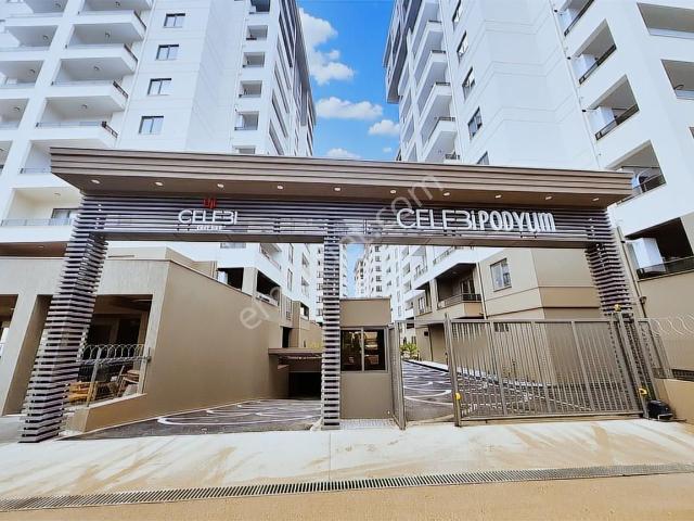 Podyum Parka Komşu Çelebi Podyum'da Kiralık 3+1 Arakat Daire