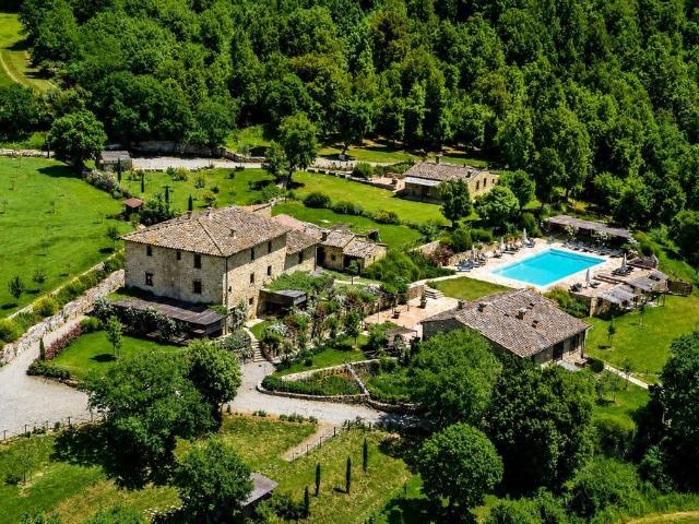 Podere in vendita a Casole d'Elsa 800m² Casole d'Elsa