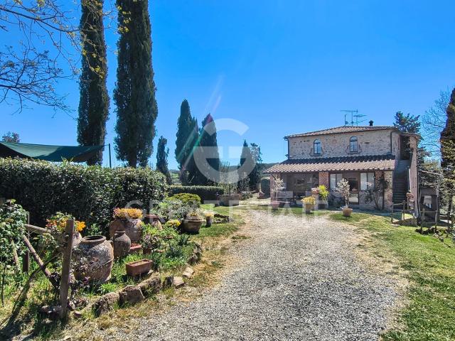 Podere Ottone 517m² Volterra
